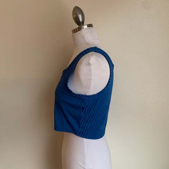 Blue Pattern Shein Crop Top - Picture 2 of 5